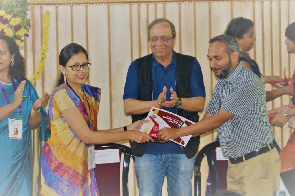 Ar. Sayalee Sail receiving research honor